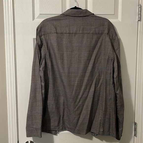 H&M Zippered Shirt - Picture 2 of 6